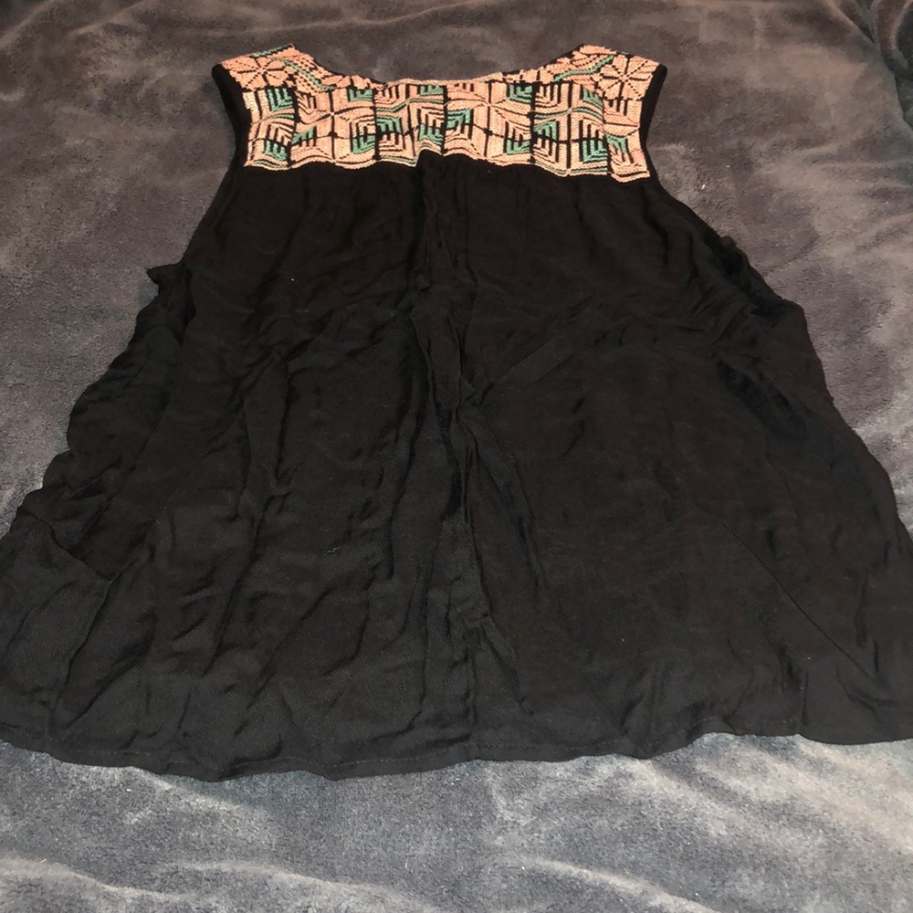 Tank top - Picture 3 of 3